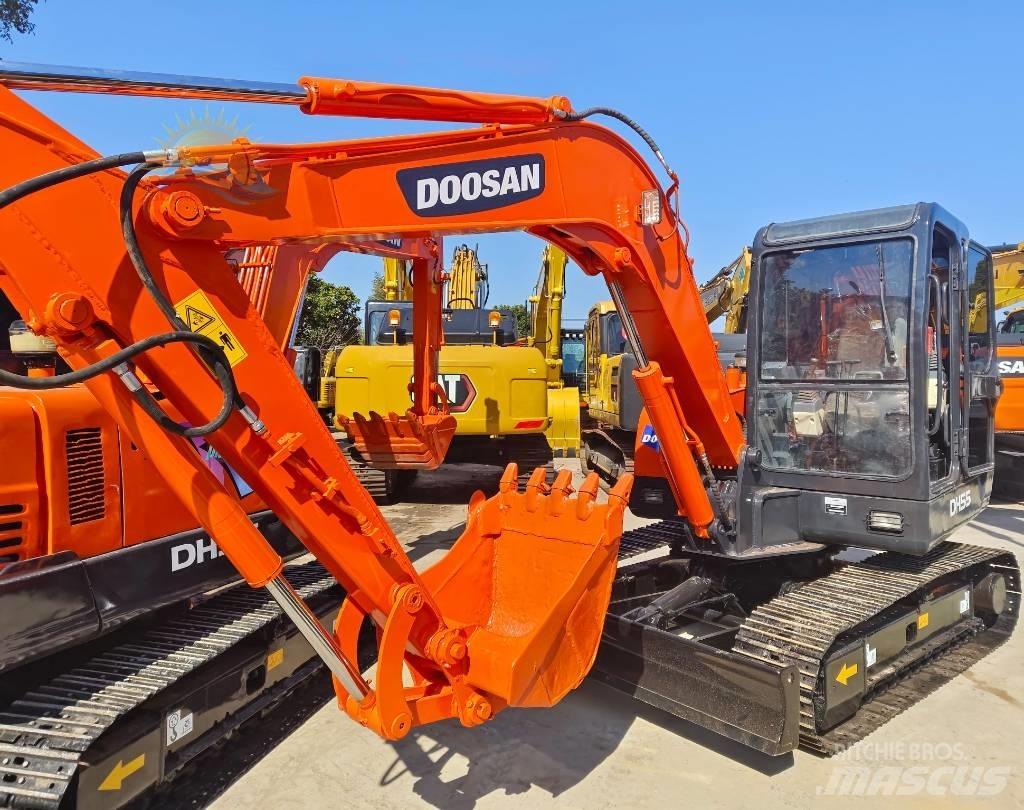 Doosan DH 55 小型挖土機/掘鑿機<7t(小型挖掘機)