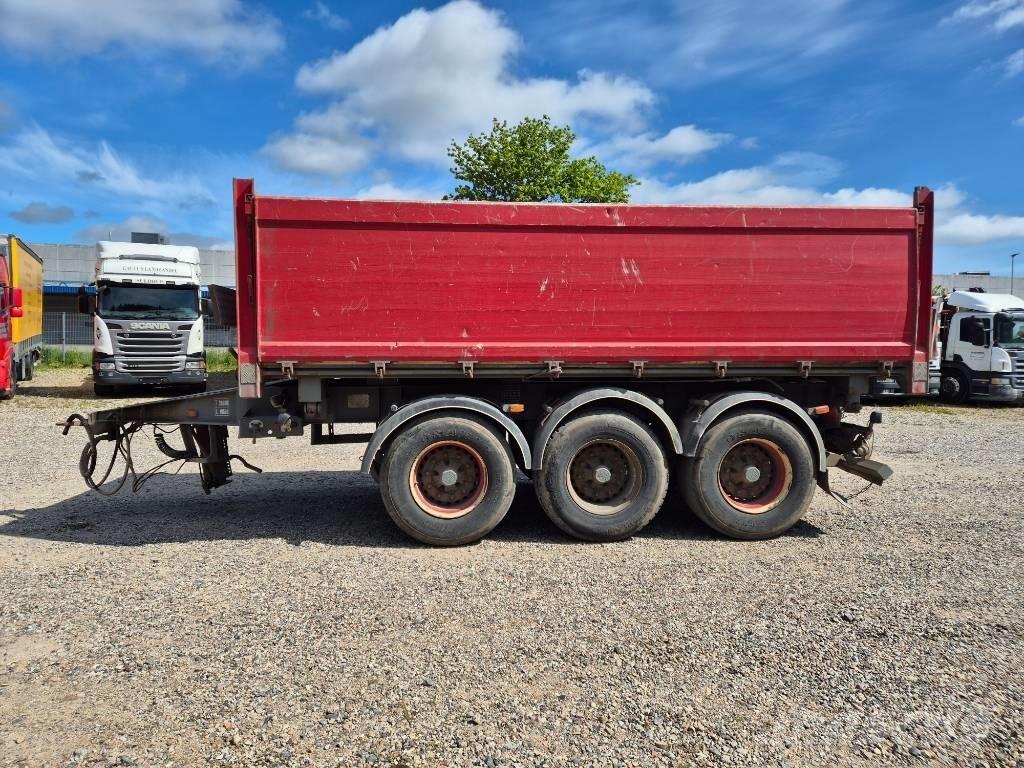 Nopa 3 axle tipper 傾卸式拖車