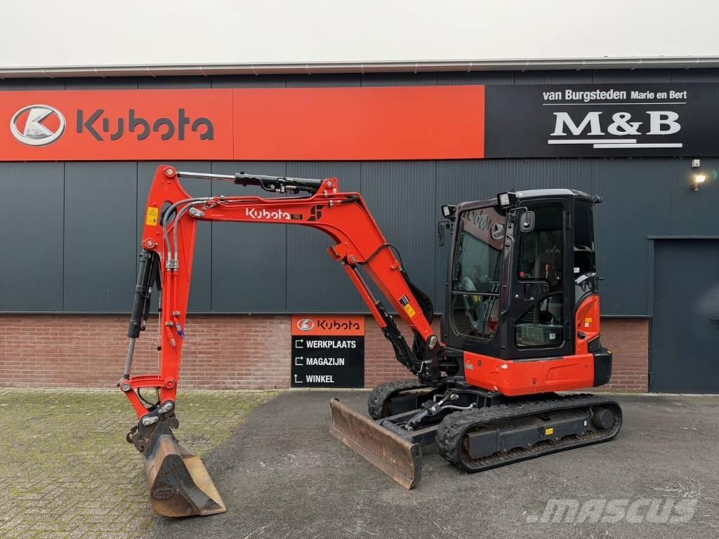 Kubota KX 037-4 小型挖土機/掘鑿機<7t(小型挖掘機)