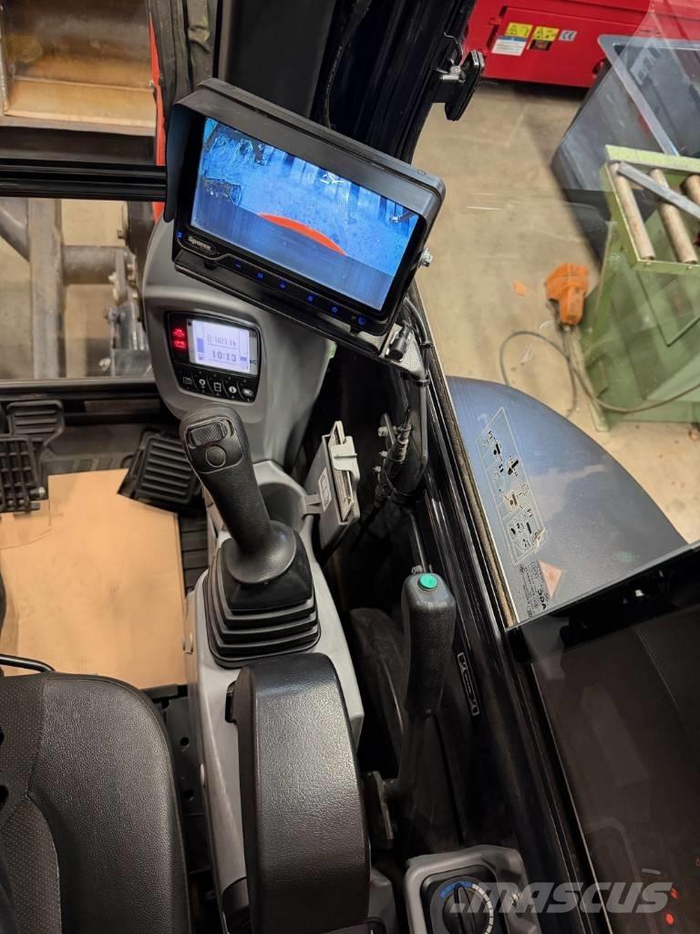 Kubota KX 037-4 小型挖土機/掘鑿機<7t(小型挖掘機)