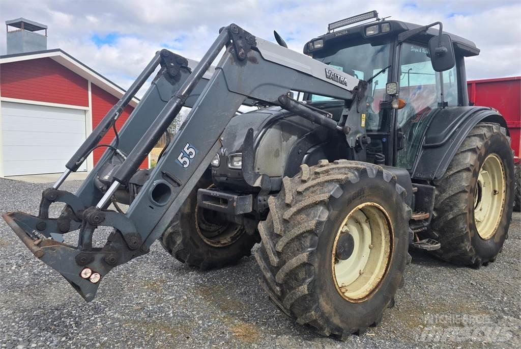 Valtra N141 HiTech 曳引機