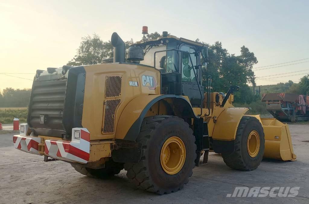 CAT 966 M 輪胎式裝載機