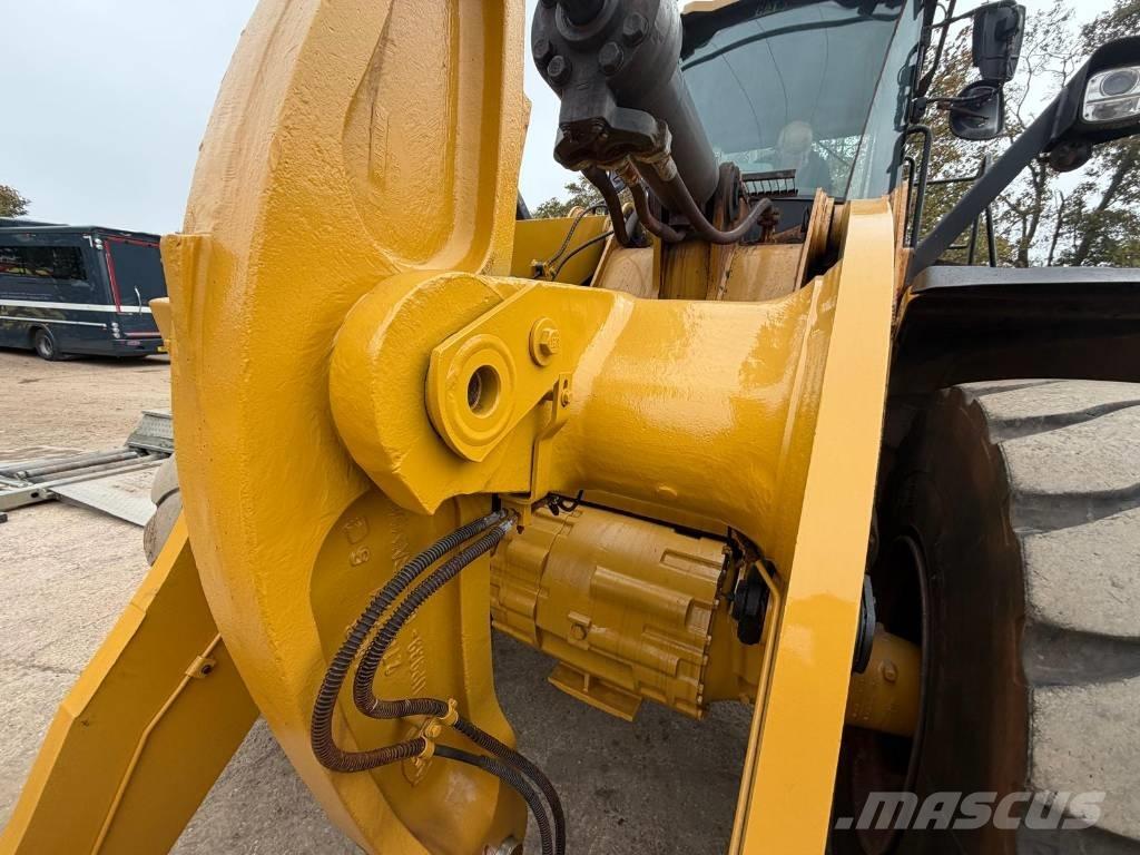 CAT 966 M 輪胎式裝載機