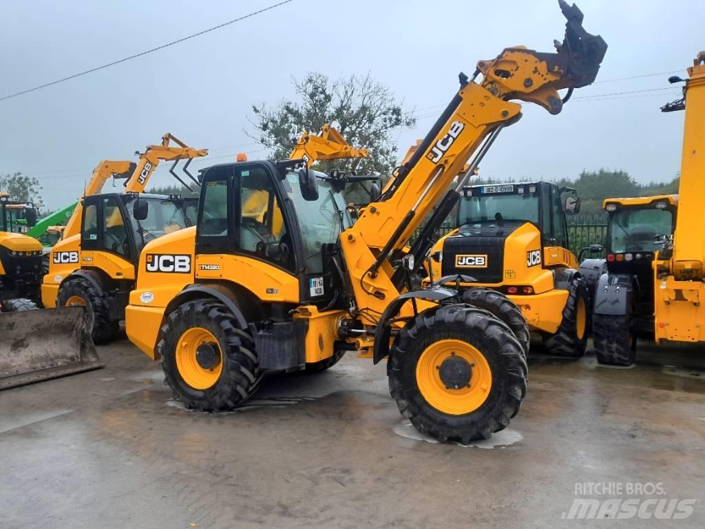 JCB TM 320 農業用伸縮臂裝載機