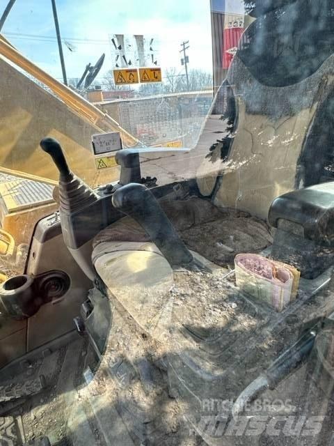 CAT 320 C L 履帶式 挖土機/掘鑿機/挖掘機