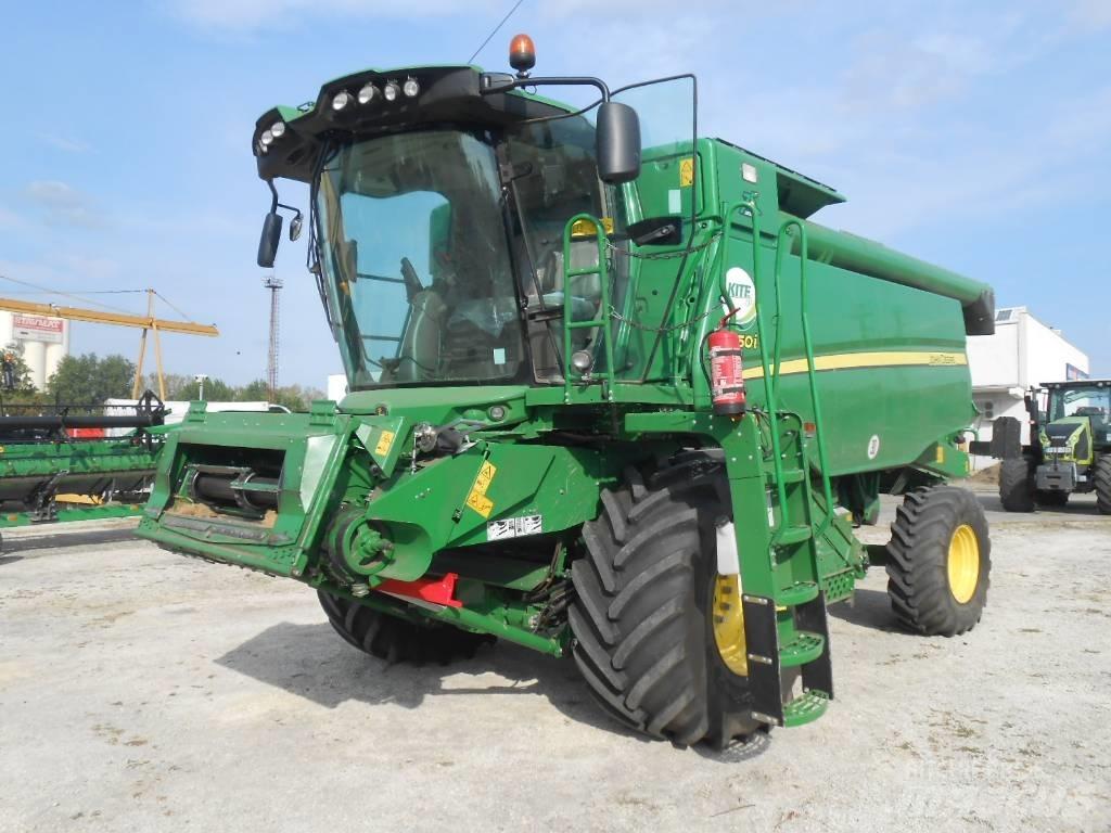 John Deere T550i 聯合收穫機