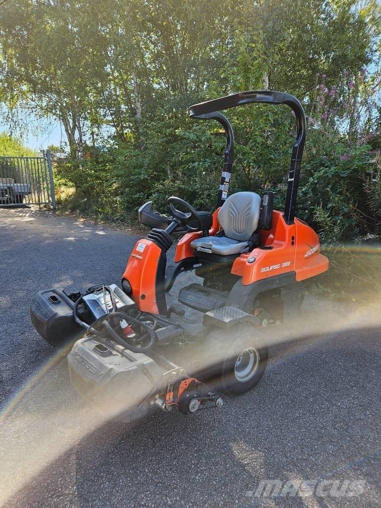 Jacobsen Eclipse322 果嶺割草機