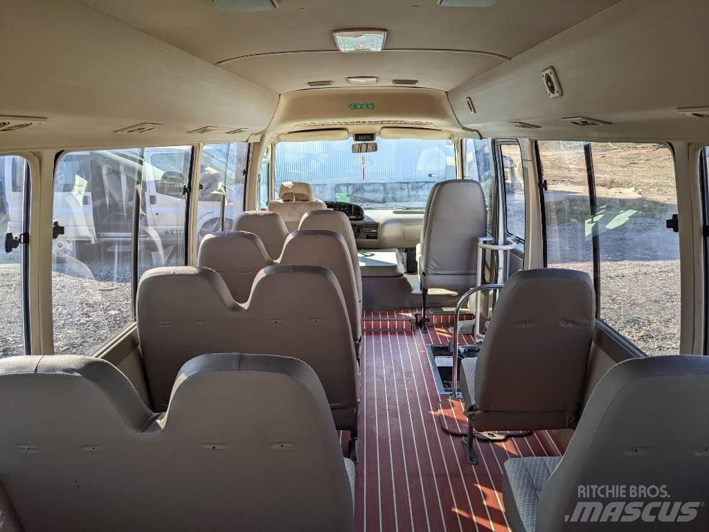 Toyota Coaster Bus 迷你巴士