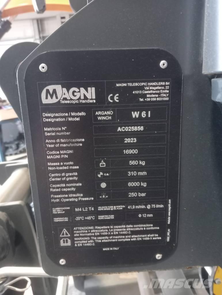 Magni RTH 6.26 伸縮臂操作車