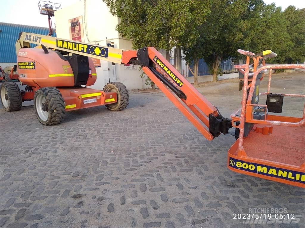 JLG 600AJ 曲臂高空作業車