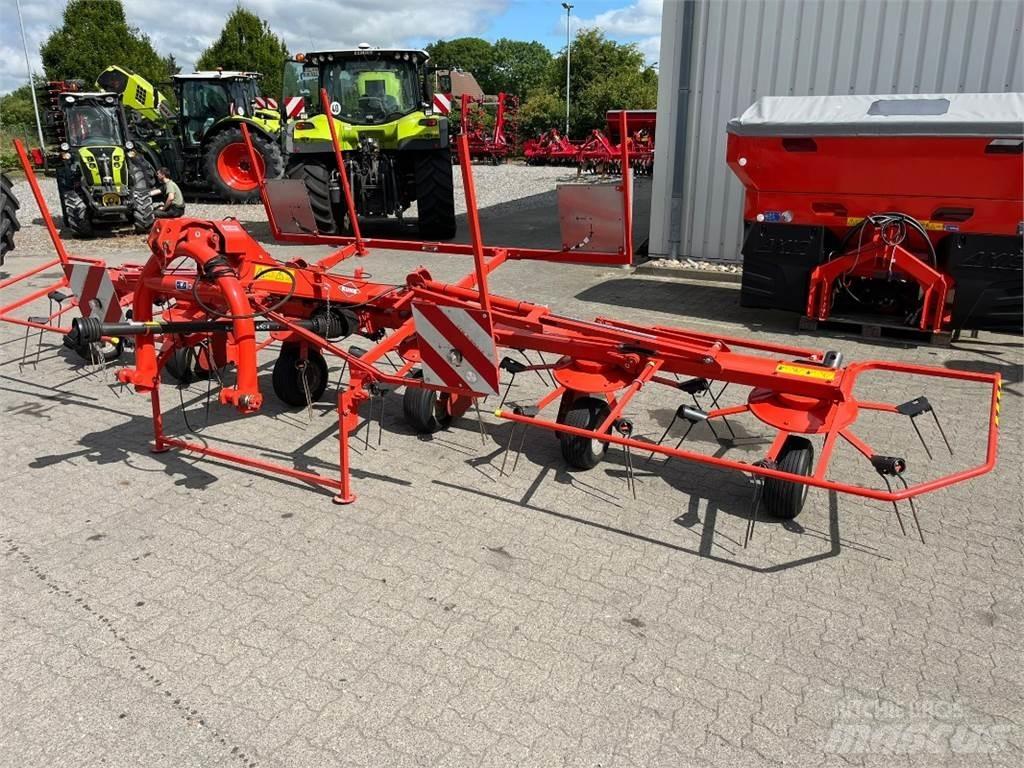 Kuhn GF6502 耙與翻草機