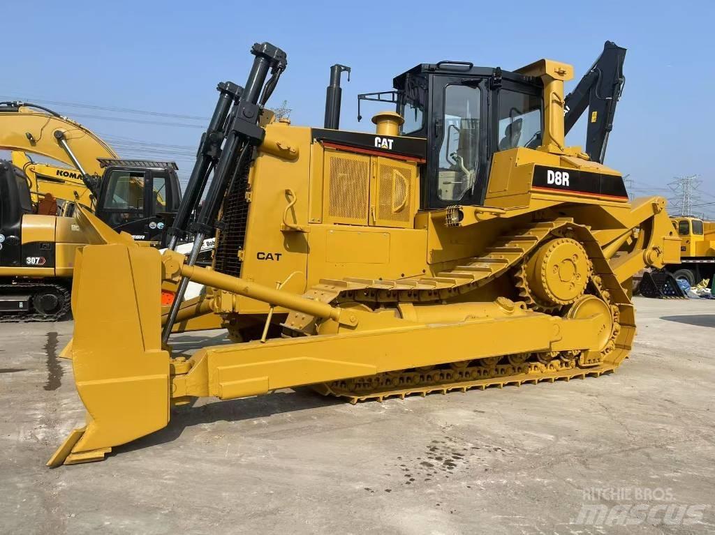 CAT D 8 R 履帶推土機