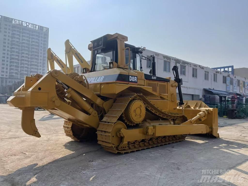 CAT D 8 R 履帶推土機
