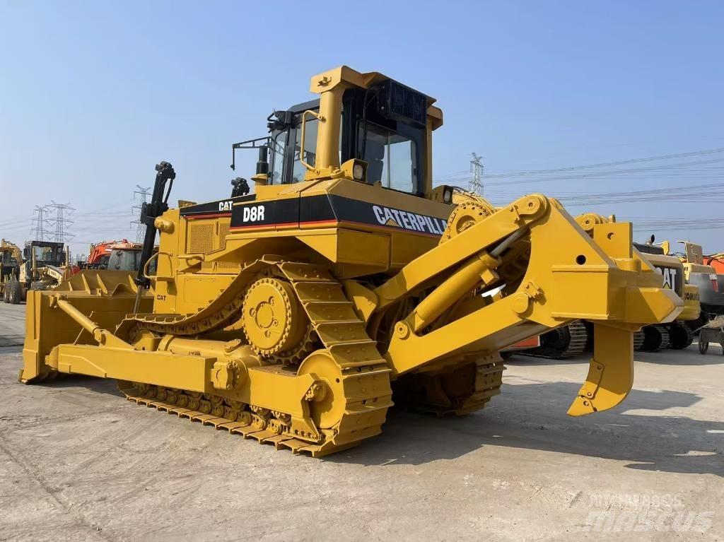 CAT D 8 R 履帶推土機