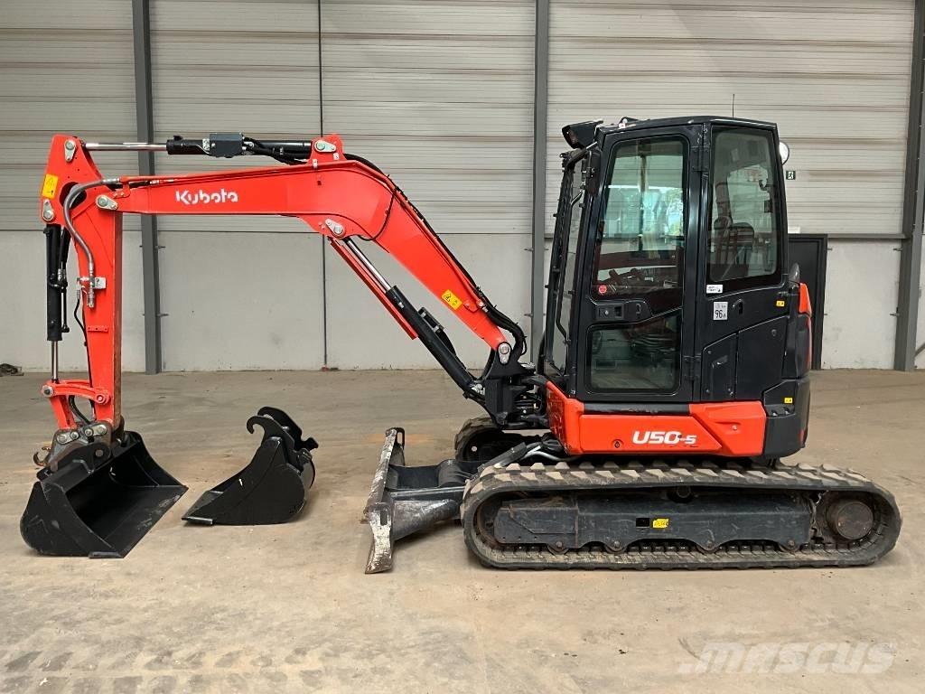 Kubota U 50-5 小型挖土機/掘鑿機<7t(小型挖掘機)