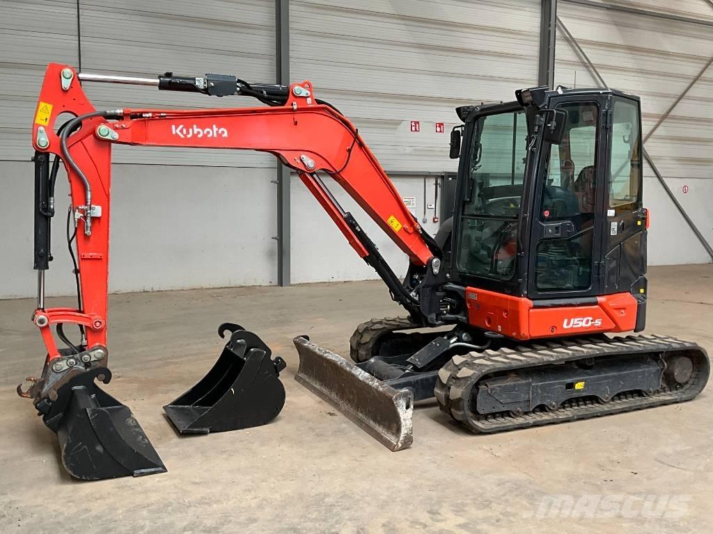 Kubota U 50-5 小型挖土機/掘鑿機<7t(小型挖掘機)