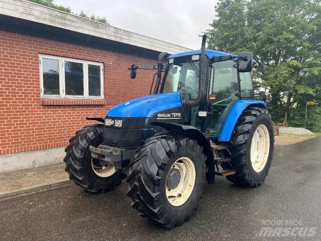New Holland TS 115 曳引機