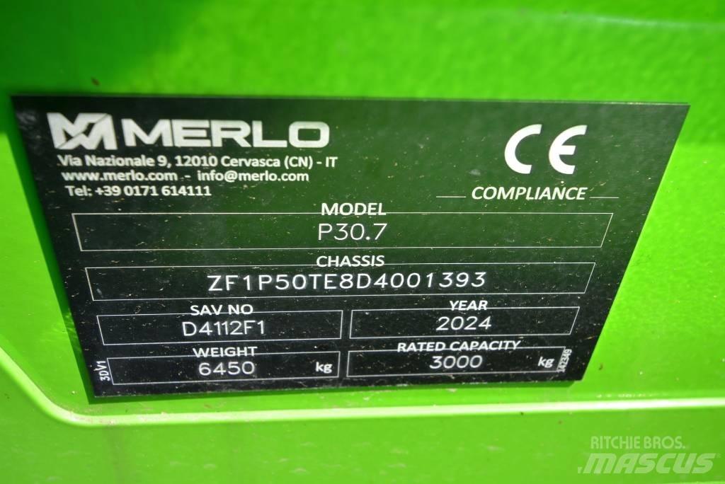 Merlo 30.7 伸縮臂操作車
