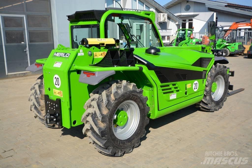 Merlo 30.7 伸縮臂操作車