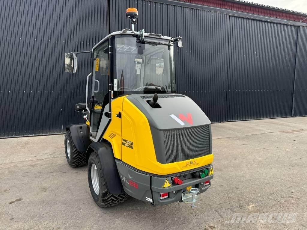 Wacker Neuson WL 28 輪胎式裝載機