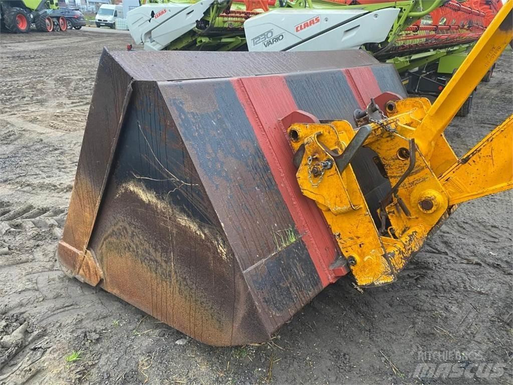 JCB 541-70 伸縮臂操作車