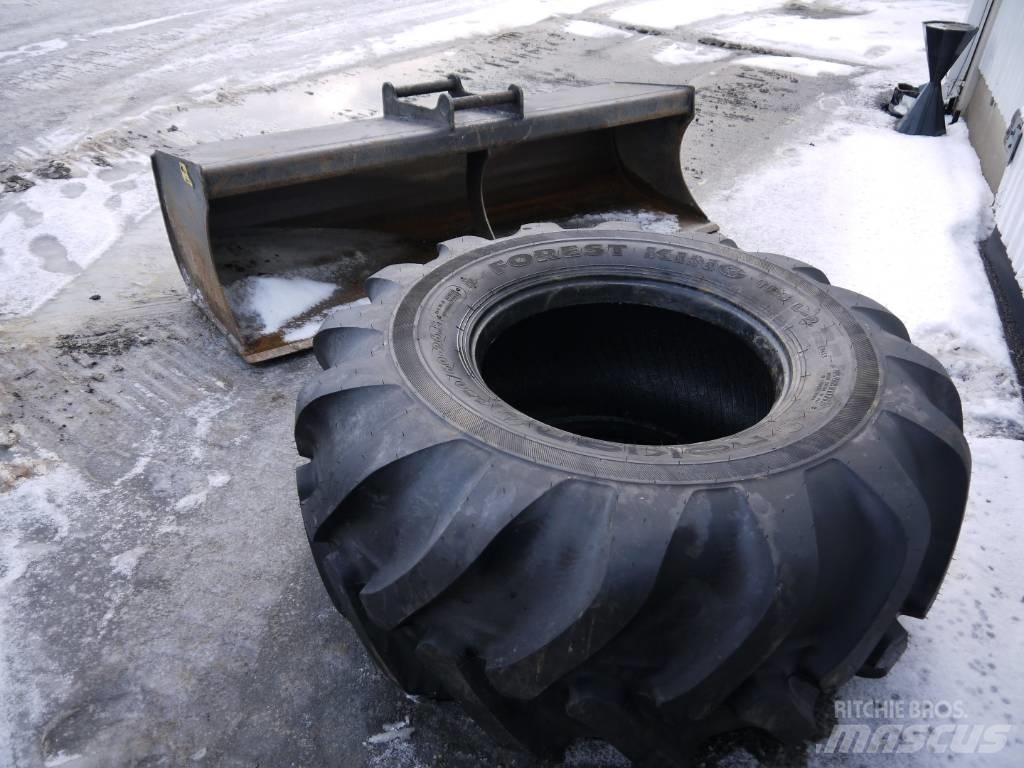 Lännen 8600 G 反鏟裝載機