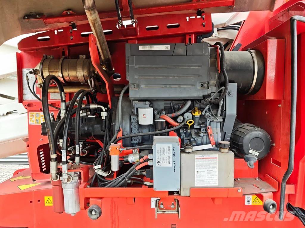 Genie Z-62/40 曲臂高空作業車