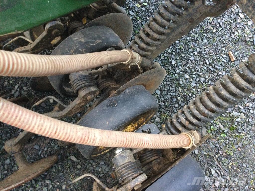 John Deere 750 A 組合鑽