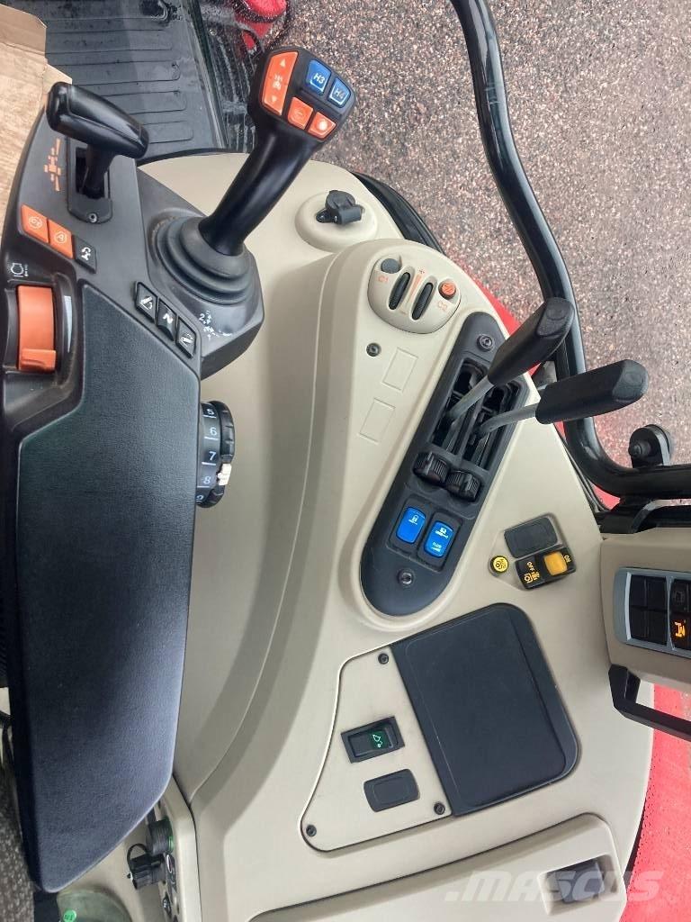 Massey Ferguson 5713 曳引機