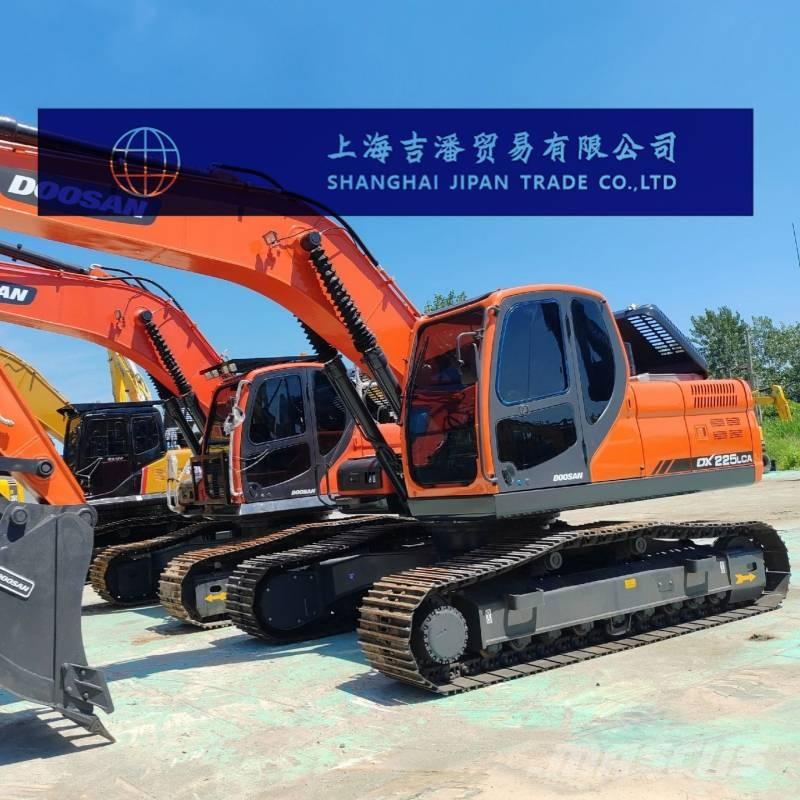 Doosan DX 225 履帶式 挖土機/掘鑿機/挖掘機