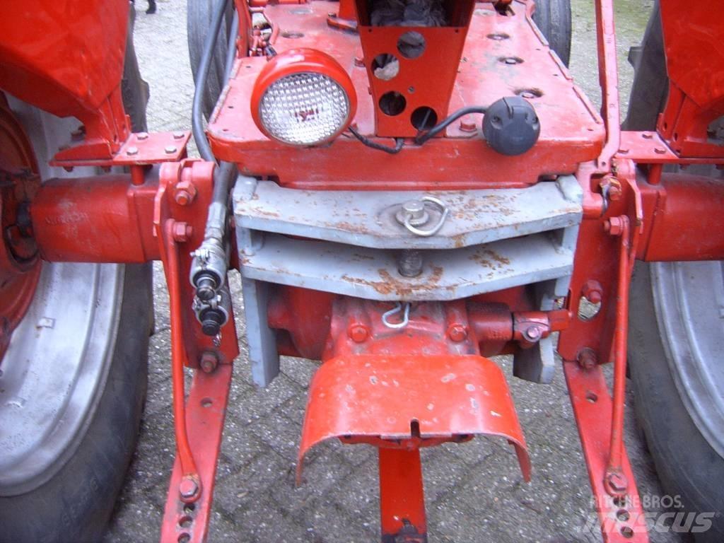 Farmall 560 曳引機
