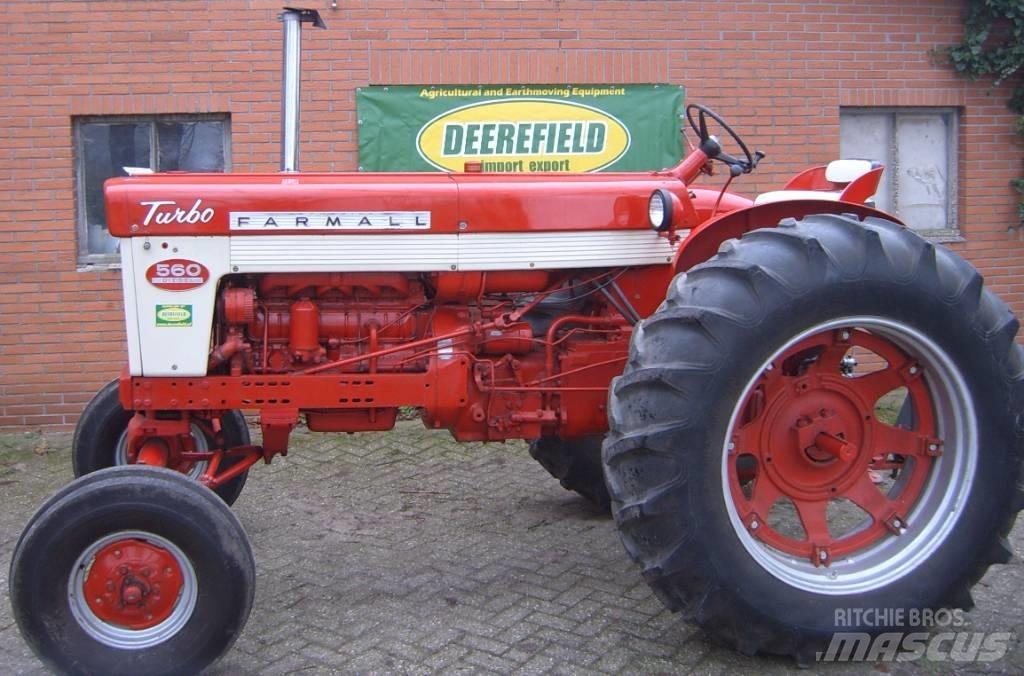 Farmall 560 曳引機