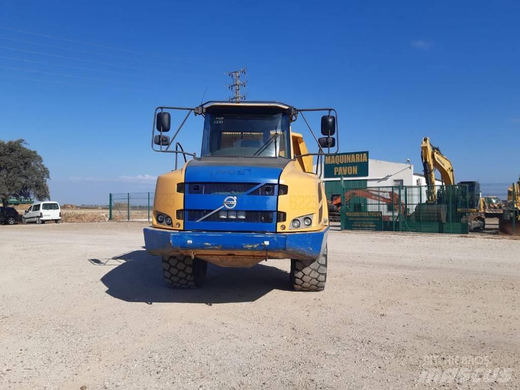 Volvo A 25 F 鉸接式起吊車