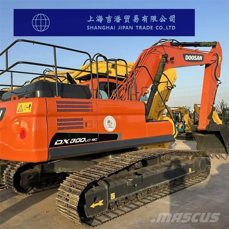 Doosan DX 300 履帶式 挖土機/掘鑿機/挖掘機