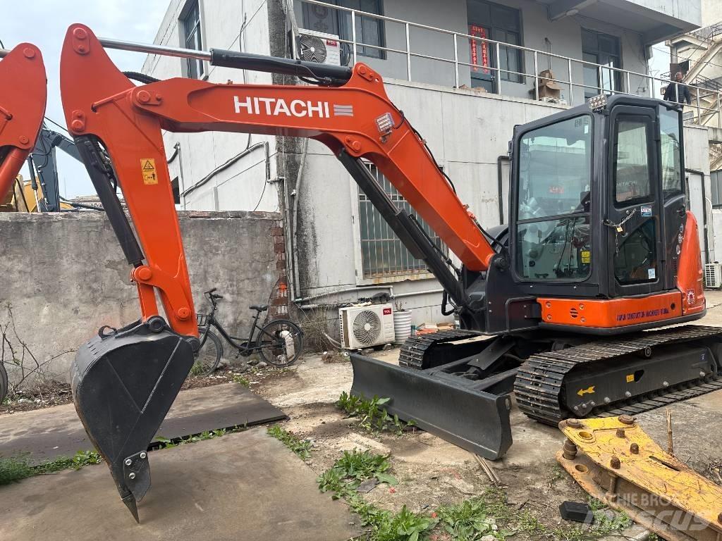 Hitachi ZX68USR-5A 小型挖土機/掘鑿機<7t(小型挖掘機)