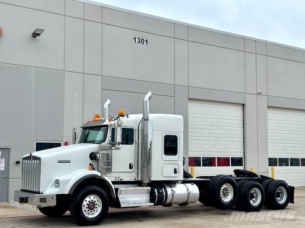 Kenworth T 800 曳引機組件