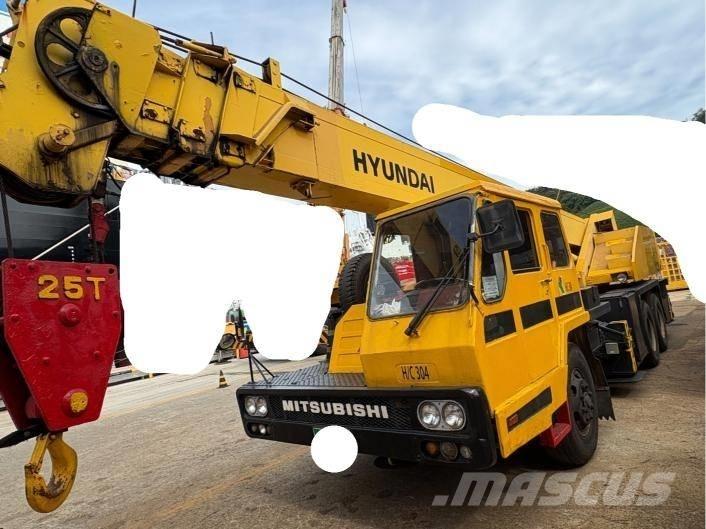 Hyundai HC 25 履帶式起重機