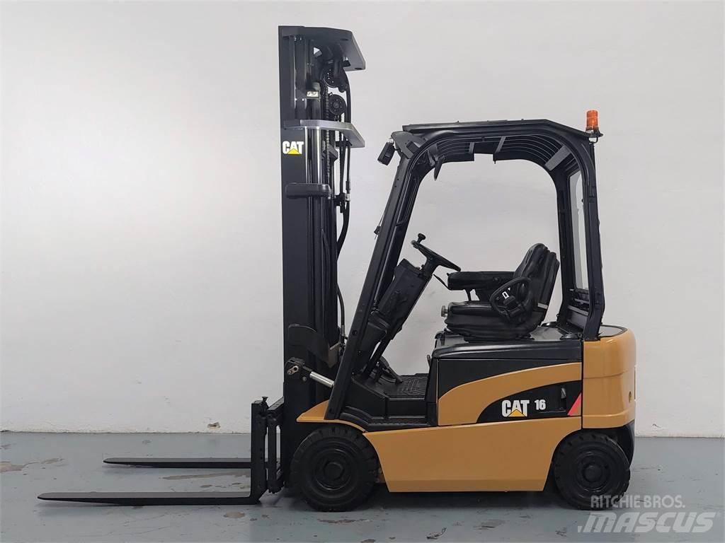 CAT EP16N 電動堆高機