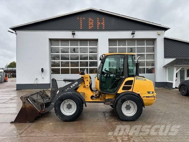 Volvo L 25 F 輪胎式裝載機
