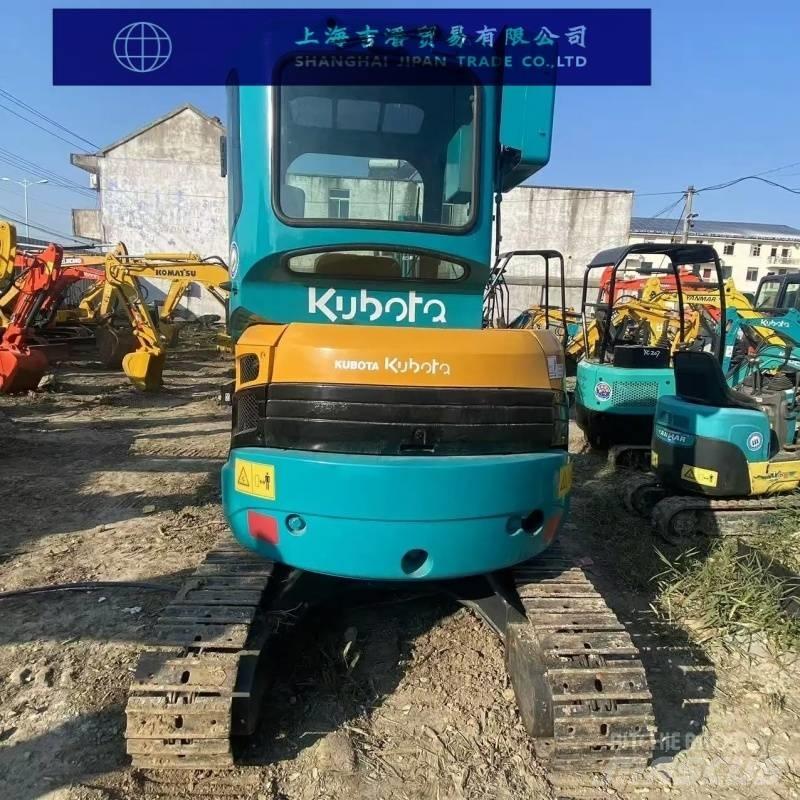 Kubota U 30 小型挖土機/掘鑿機<7t(小型挖掘機)