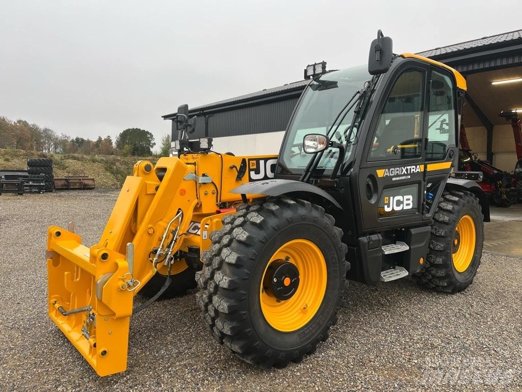 JCB 542-70 Agri Xtra 伸縮臂操作車