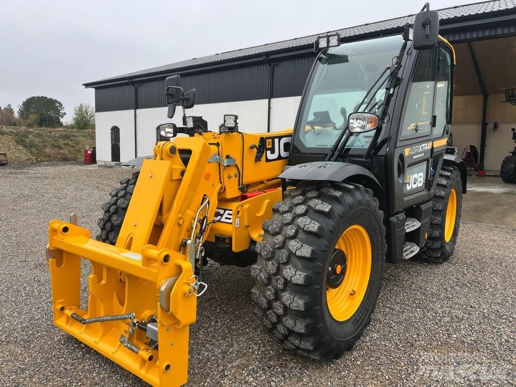 JCB 542-70 Agri Xtra 伸縮臂操作車