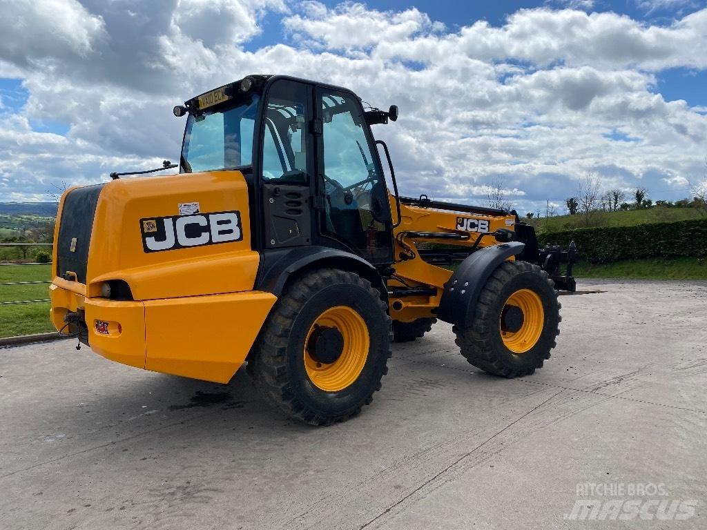 JCB TM 310 S 農業用伸縮臂裝載機