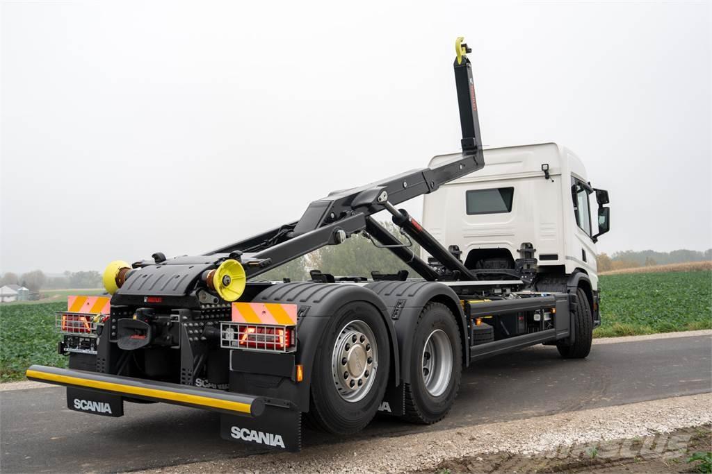 Scania P420 6X2 吊鉤式起重車