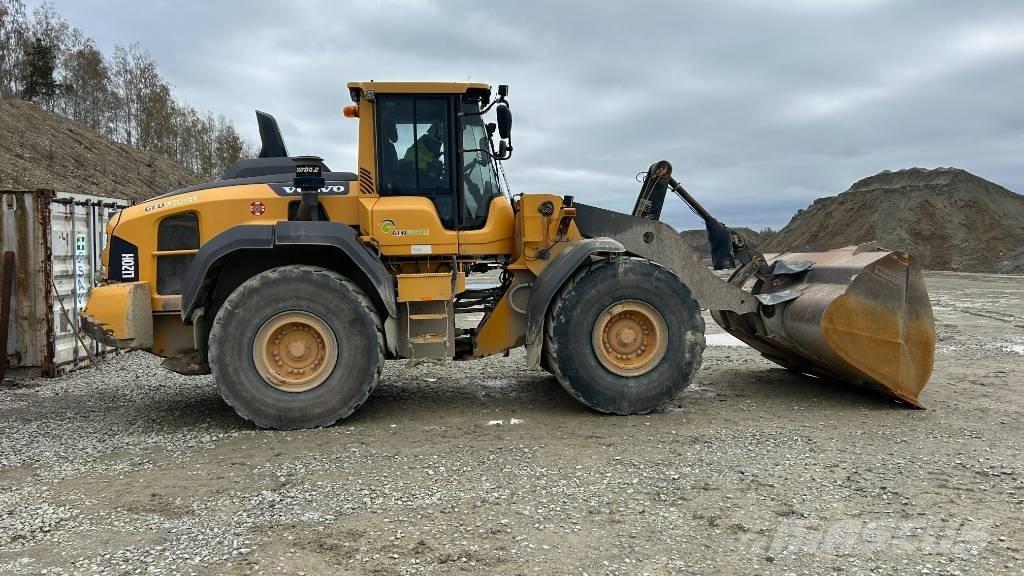 Volvo L 120 H 輪胎式裝載機