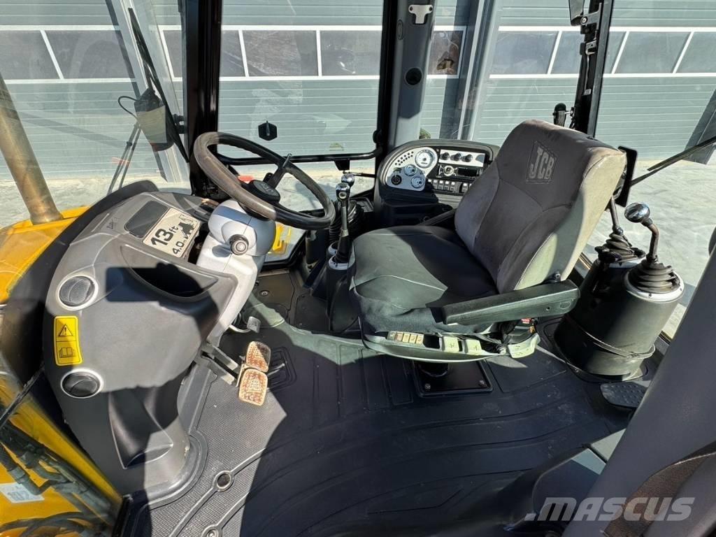 JCB 3 CX 反鏟裝載機