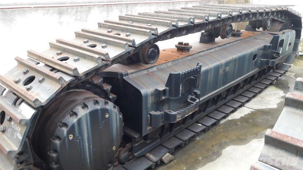 Hitachi ZX500LC-3 底盤和懸架