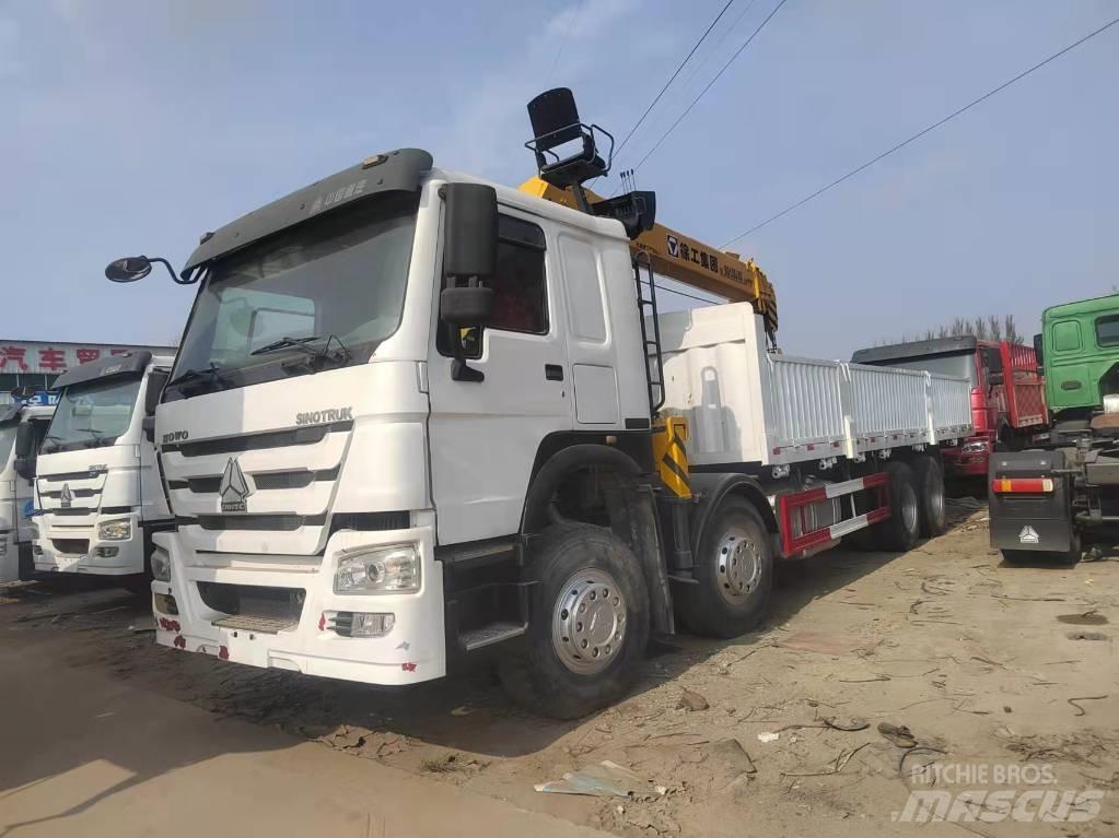 Howo 375 8X4 起重機卡車
