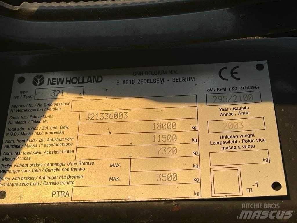 New Holland CX 880 聯合收穫機