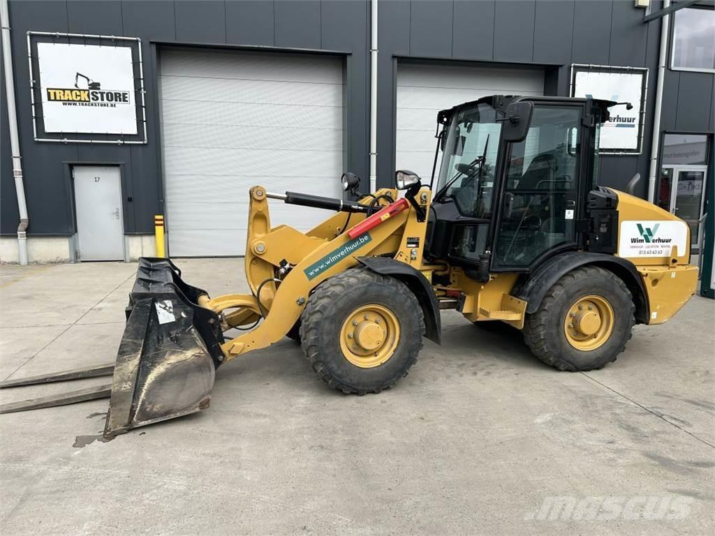 CAT 906M (8758) 多功能裝載機
